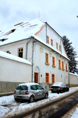 Tipik kentsel peyzaj şehrin Brasov, Transilvanya, Romanya, ülkenin merkezinde bulunan bir ilçedir. 300.000 nüfuslu.