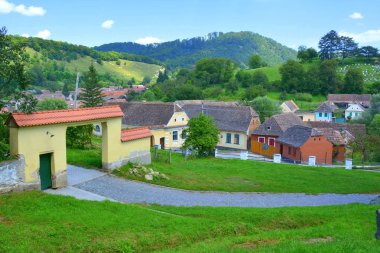 Tipik kırsal manzara ve köylü evlerde Köyü Malancrav, Transilvanya, Romanya. Yerleşim 12. yüzyılda ortasında Sakson kolonistler tarafından kuruldu