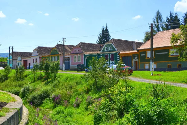 Paisagem Rural Típica Casas Camponeses Aldeia Roandola Transilvânia Romênia Assentamento — Fotografia de Stock