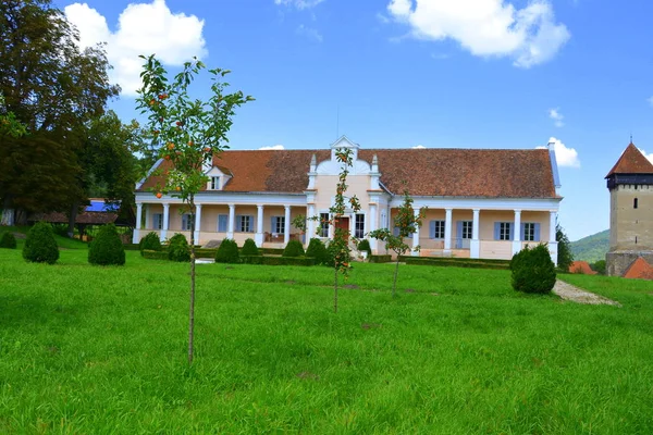 Tipik kırsal manzara ve köylü evlerde Köyü Malancrav, Transilvanya, Romanya. Yerleşim 12. yüzyılda ortasında Sakson kolonistler tarafından kuruldu