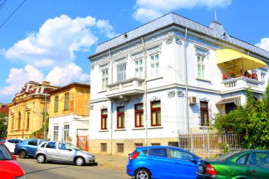 Köy Craiova, Romanya'nın 6 büyük şehri ve başkenti Dolj ilçe merkezi Oltenia Jiu nehrin Doğu Kıyısı yakınında yer alan, tipik kentsel peyzaj.