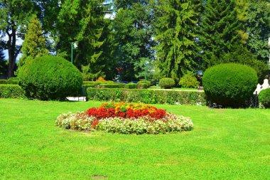 Curtea de Arge (16. yüzyılın) Katedral Curtea de Arge, Romanya, Romanya Ortodoks katedrali var. Curtea de Arge Manastırı gerekçesiyle bulunur ve Tanrı'nın annesi Dormition için adanmış