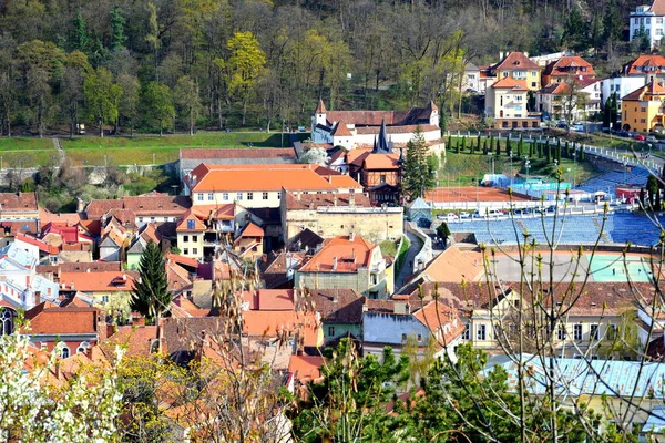 Widok Lotu Ptaka Typowy Miejski Krajobraz Miasta Brasov Miasto Położone — Zdjęcie stockowe