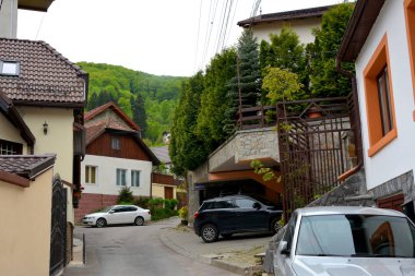 Tipik kentsel peyzaj şehrin Brasov, Transilvanya, Romanya, ülkenin merkezinde bulunan bir ilçedir. 300.000 nüfuslu