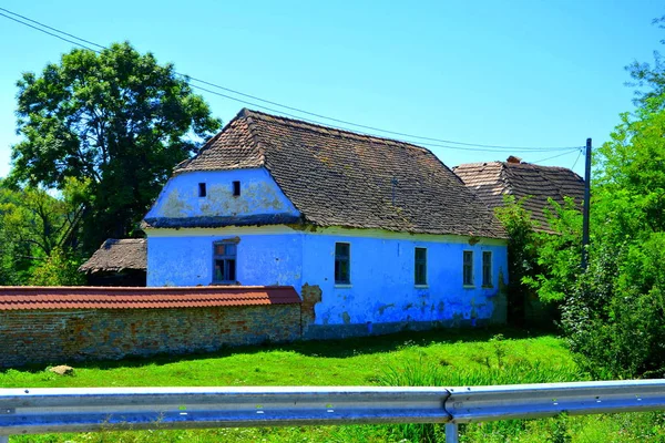 Paisaje Rural Típico Casas Campesinas Pueblo Roades Radeln Transilvania Rumania —  Fotos de Stock