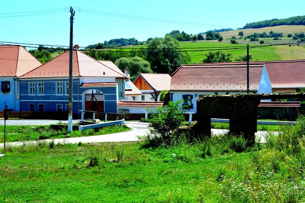Типичный Сельский Пейзаж Крестьянские Дома Деревне Роудс Радельн Трансильвания Румыния — стоковое фото