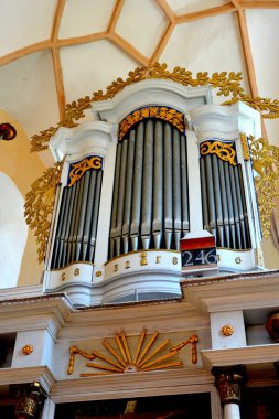 Cloasterf (Klosderf, Klosdorf, Nickelsdorf), Transilvanya, Romanya köyündeki müstahkem ortaçağ sakson evangelik kilisesinin içinde.