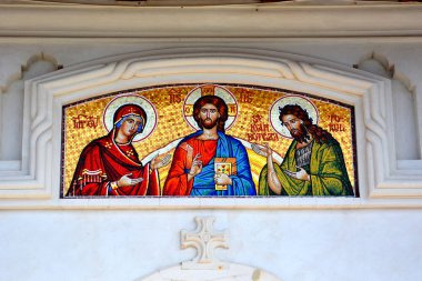 Romanya 'nın Transilvanya kentindeki Izvorul Muresului manastırındaki ortodoks simgeleri. Bizans tarzı