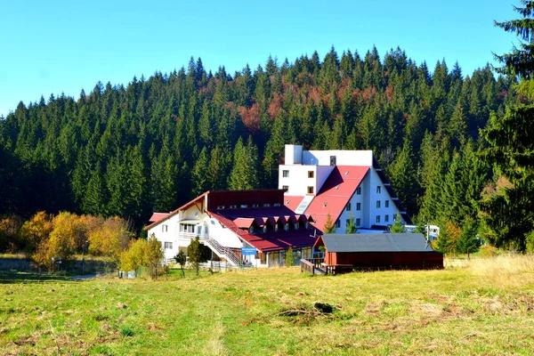 Winter Und Touristenstation Poiana Brasov Von Brasov Entfernt Einer Stadt — Stockfoto