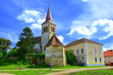 Beia, Transilvanya, Romanya 'daki tipik kırsal alan ve köylü evleri. Yerleşim yeri Sakson koloniciler tarafından 12. yüzyılın ortalarında kuruldu.