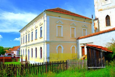 Beia, Transilvanya, Romanya 'daki tipik kırsal alan ve köylü evleri. Yerleşim yeri Sakson koloniciler tarafından 12. yüzyılın ortalarında kuruldu.