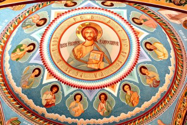 Transilvanya bölgesindeki Smbta de Sus 'taki Romen Ortodoks manastırı Sambata Manastırı içindeki ikonlar. Meryem Ana 'nın yurduna ithaf edilmiştir.