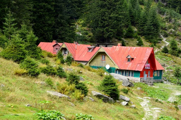 Fereastra Sambatei Fagaras Montañas Cárpatas Paisaje Típico Los Bosques Transilvania — Foto de Stock