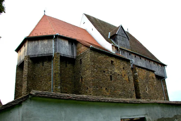 Stärkt Medeltida Saxonkyrka Byn Bradeni Henndorf Hegendorf Transsylvanien Rumänien Bosättningen — Stockfoto