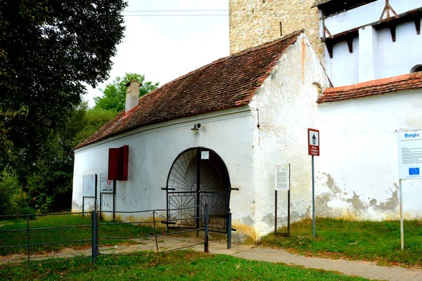 Romanya Nın Transilvanya Kentindeki Stejaris Köyündeki Güçlendirilmiş Ortaçağ Sakson Evanjelik — Stok fotoğraf