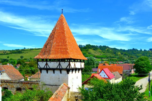 Ενισχυμένη Μεσαιωνική Εκκλησία Σαξών Στο Χωριό Cincsor Klienschenk Τρανσυλβανία Ρουμανία — Φωτογραφία Αρχείου