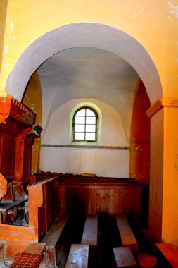 Romanya 'nın Transilvanya kentindeki Cincu, Grrossschenk köyündeki güçlendirilmiş ortaçağ sakson evanjelik kilisesi. Yerleşim yeri Sakson koloniciler tarafından 12. yüzyılın ortalarında kuruldu.