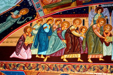 Bucegi Massif, Carpathian Bend Dağları, Transilvanya, Romanya 'daki Ortodoks İkonları. Büyük yapısal ve morfolojik karmaşıklığa sahip Bucegi Massif doğal bir kale olarak ortaya çıkıyor..