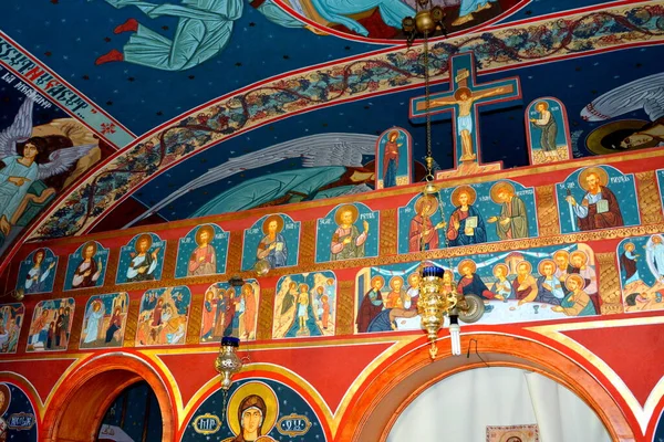 Ícones Ortodoxos Mosteiro Pestera Bucegi Maciço Cárpatos Bend Mountains Transilvânia — Fotografia de Stock
