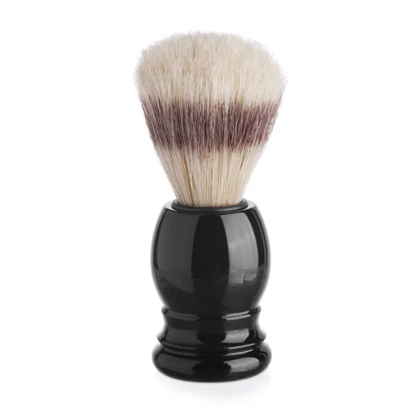 Escova de barbear clássico com pele de guaxinim isolado em branco — Fotografia de Stock