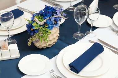 Restoran güzel ayar hizmet tablo