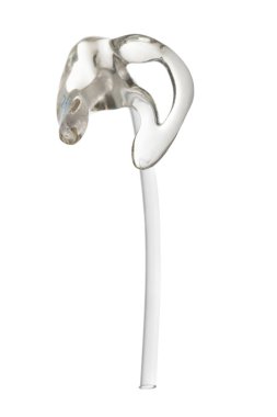 Kahverengi sağır yardımı beyaz arkaplanda izole edildi