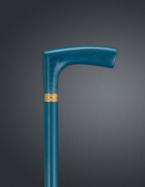 Yürüyen bastonlar ve koltuk değnekleri. Yüksek kalite fotoğraf