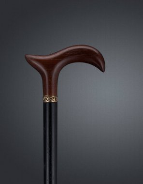 Yürüyen bastonlar ve koltuk değnekleri. Yüksek kalite fotoğraf