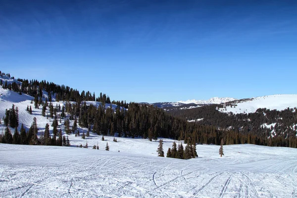 Una Vista Cuesta Abajo Desde Una Montaña Colorado — Foto de Stock