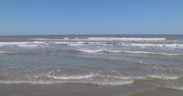 Agua Playa Largo Del Malecón Galveston Día Soleado Brillante — Vídeo de stock