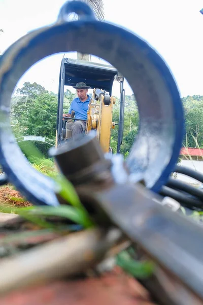 Muadzam Shah Malajsie Května 2020 Backhoe Pracuje Opravě Rozbitých Vodovodních — Stock fotografie