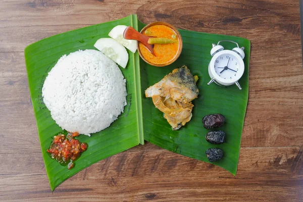 Nasi Berlauk Una Prelibatezza Malese Famosa Kelantan Mangiato Iftar Immagine — Foto Stock