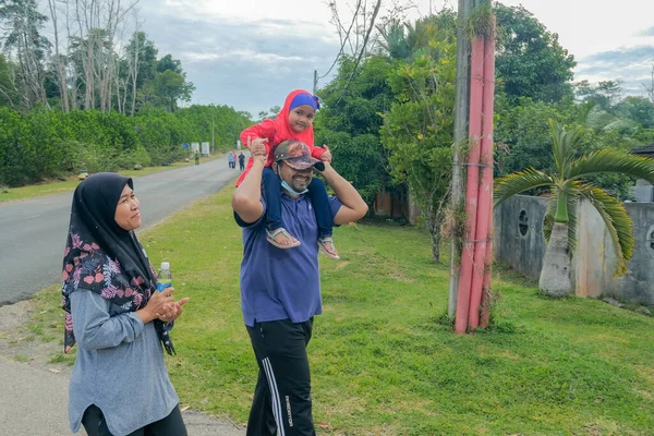 Muadzam Shah Malasia Septiembre 2020 Gente Caminando Trotando Juntos Aire —  Fotos de Stock
