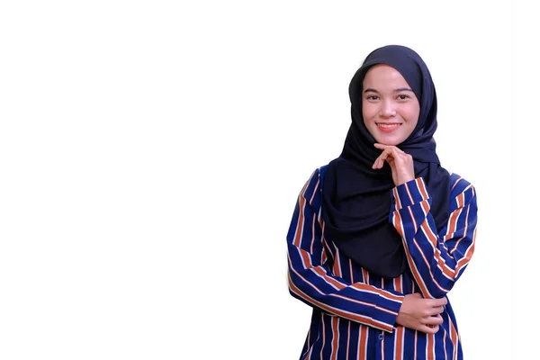 Retrato Linda Señora Asiática Malaya Usando Hijab Aire Libre —  Fotos de Stock