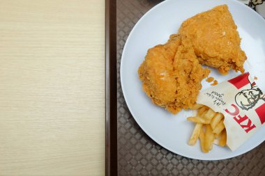 Muadzam Şah, 24 Ocak 2020: Kentucky Fried Chicken (KFC) restoranı, fast food. KFC, kızarmış piliçler üzerine uzmanlaşmış bir fast food restoran zinciri.