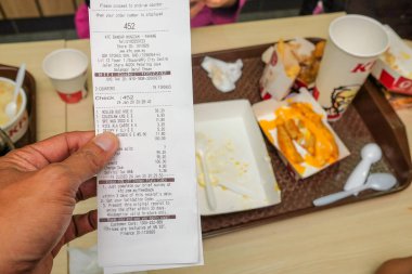 Muadzam Şah, 24 Ocak 2020: Kentucky Fried Chicken (KFC) restoranı, fast food. KFC, kızarmış tavuk üzerine uzmanlaşmış bir fast food restoran zinciri.