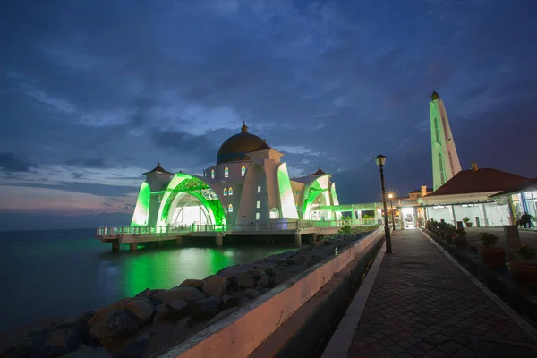 Mesquita Masjid Selat Cidade Melaka Malásia Noite — Fotografia de Stock