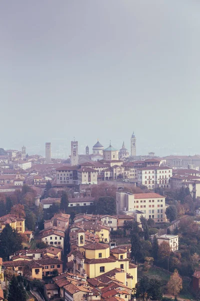 Veduta Aerea Bergamo Una Giornata Nebbiosa Italia — Foto Stock