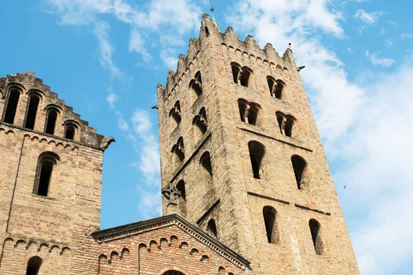 Monasterio Románico Ripoll Cataluña España Fotos de stock