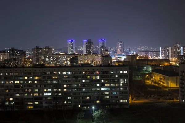 Νυχτερινή Πόλη Στο Χρώμα Του Νέον — Φωτογραφία Αρχείου