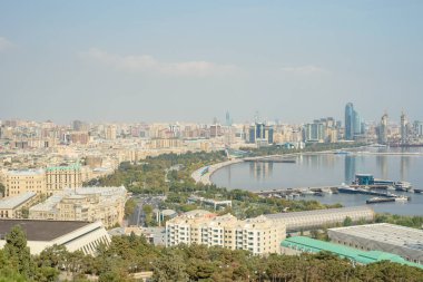 Azerbaycan 'ın başkenti Bakü' de yer alan Martyrs Lane 'in panoramik manzarası.