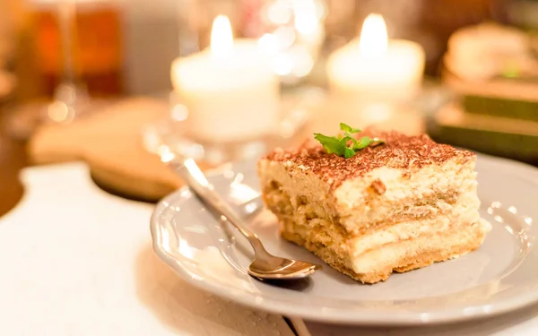 tiramisu by candlelight, romantic date in Italy, tiramisu dessert