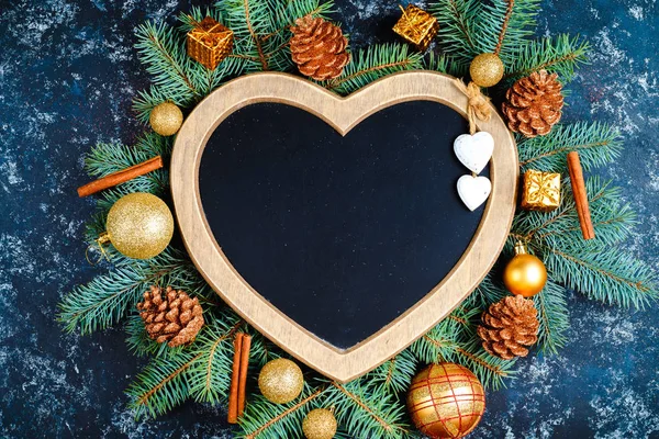 크리스마스 테이블 보기의 모양에 프레임에 전나무 텍스트 평평한 — 스톡 사진