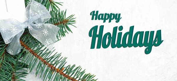 Veselé Svátky Text Holiday Stálezelené Větve Bobule Rohu Nad Rustikální — Stock fotografie