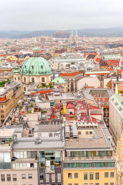 Vienna city panorama uitzicht vanaf St.-Stephankathedraal Oostenrijk — Stockfoto