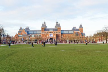 Amsterdam, Hollanda - 14 Mart 2019: Rijksmuseum'da Rembrandt Sergisi