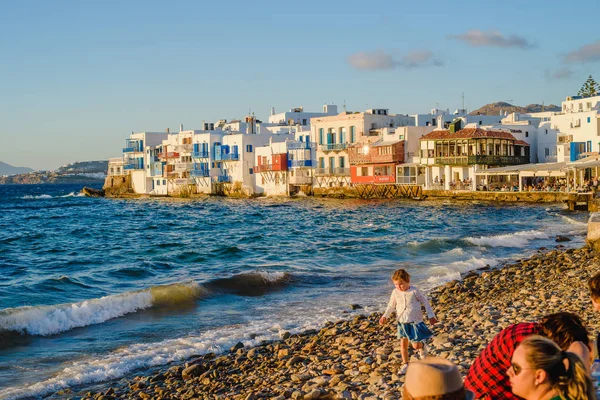 Piccola Venezia al tramonto e tempesta, Mykonos, Grecia - 8 ottobre 2018 — Foto Stock