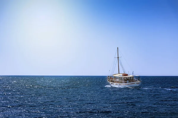 Boat Trip Open Sea Coast Island Rhodes Rhodes Greece — Stock Photo, Image