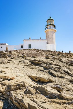 Beyaz deniz feneri Prasonisi Milli Parkı southest noktada Adası (Rhodes, Yunanistan)