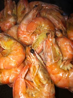 Kaplan karides yemek için görünümü kapatın